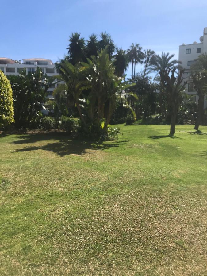 Jardines Banus Apt *